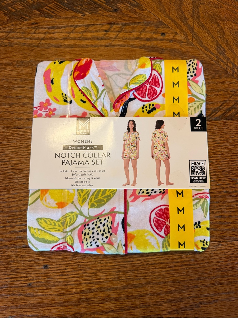 Members Mark Women's Collar Pajama Set - Yellow Fruit Print super soft